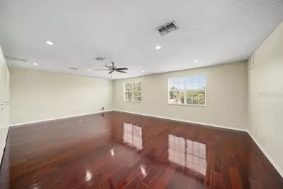 20009 Oakflower Avenue, Tampa, FL 33647 - Photo 30