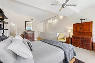 1010 Central Ave, Saint Petersburg, FL 33705 - Photo 18
