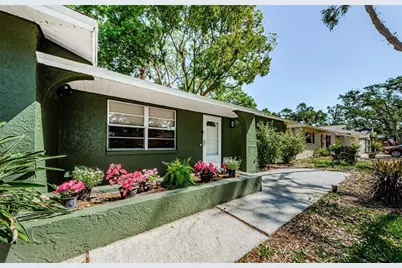 7241 56th Avenue N, Saint Petersburg, FL 33709 - Photo 2