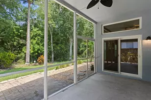10232 Woodford Bridge St, Tampa, FL 33626 - Photo 6