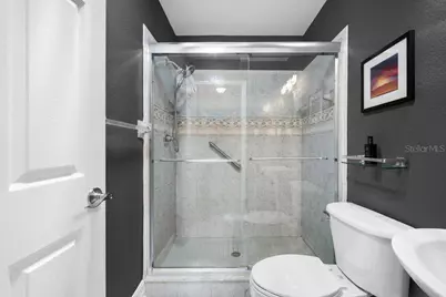 328 Bayview Drive NE, Saint Petersburg, FL 33704 - Photo 30