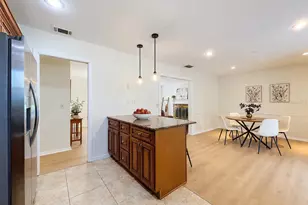 3604 Marco Dr, Tampa, FL 33614 - Photo 8