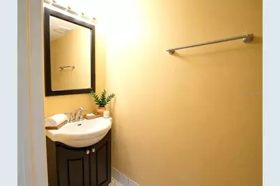 2263 Fletchers Point Circle, Tampa, FL 33613 - Photo 14