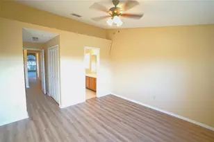 2263 Fletchers Point Cir, Tampa, FL 33613 - Photo 22