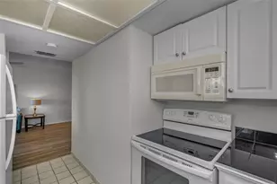 19451 Gulf Blvd, Indian Shores, FL 33785 - Photo 20