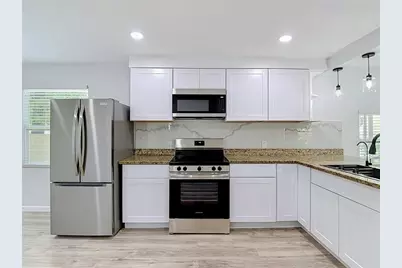 10009 N Florence Avenue, Tampa, FL 33612 - Photo 16