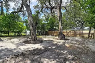 10009 N Florence Ave, Tampa, FL 33612 - Photo 44