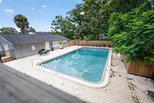 12405 Oak Cedar Pl, Tampa, FL 33612 - Photo 16