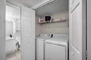 12405 Oak Cedar Pl, Tampa, FL 33612 - Photo 14
