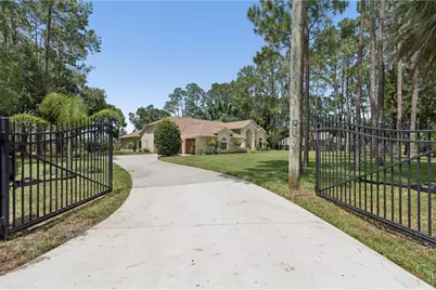 18811 Victor Manuel Drive, Lutz, FL 33548 - Photo 2