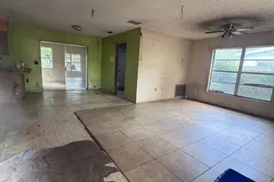 10407 N 25th St, Tampa, FL 33612 - Photo 4