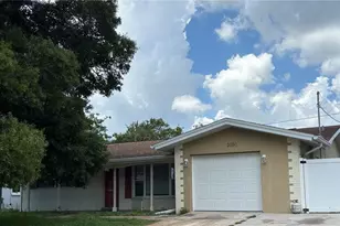 2050 High Ridge Dr, Clearwater, FL 33763 - Photo 2