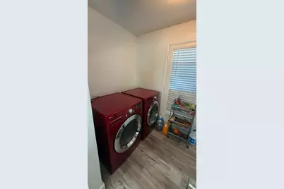 11105 N 22nd Street, Tampa, FL 33612 - Photo 8