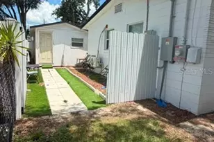 11105 N 22nd St, Tampa, FL 33612 - Photo 20