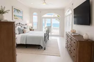 3800 Gulf Blvd, Saint Petersburg, FL 33706 - Photo 18