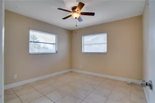 12535 79th Ave, Seminole, FL 33776 - Photo 18