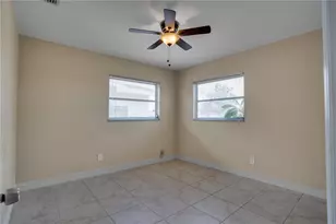 12535 79th Ave, Seminole, FL 33776 - Photo 16
