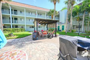 801 83rd Ave N, Saint Petersburg, FL 33702 - Photo 2