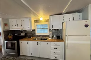 1710 7th Street SW, Ruskin, FL 33570 - Photo 2