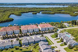 1031 Paseo Del Rio NE, Saint Petersburg, FL 33702 - Photo 36