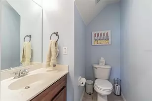 1031 Paseo Del Rio NE, Saint Petersburg, FL 33702 - Photo 18