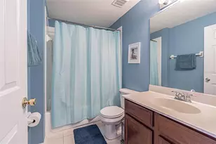 1031 Paseo Del Rio NE, Saint Petersburg, FL 33702 - Photo 24