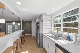 1209 E Crenshaw St, Tampa, FL 33604 - Photo 12