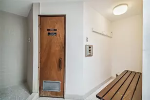 103 1st St E, Saint Petersburg, FL 33715 - Photo 34