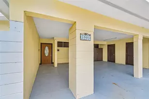 3901 50th Ave S, Saint Petersburg, FL 33711 - Photo 4
