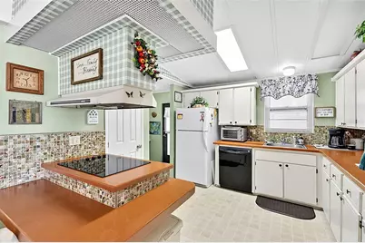 434 Villa Nueva Circle, North Port, FL 34287 - Photo 6