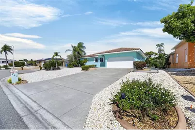 923 Golf Island Drive, Apollo Beach, FL 33572 - Photo 4