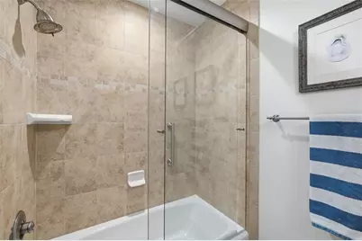 4205 Arborwood Lane, Tampa, FL 33618 - Photo 26