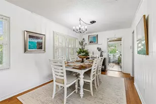 302 Deer Park Ave, Tampa, FL 33617 - Photo 18
