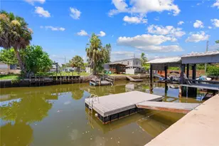 6833 Flicker Ln, Hudson, FL 34667 - Photo 4
