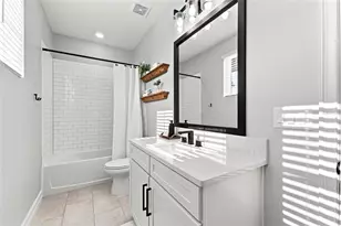 29818 Picana Ln, Wesley Chapel, FL 33543 - Photo 30