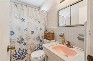 7846 12th St N, Saint Petersburg, FL 33702 - Photo 14