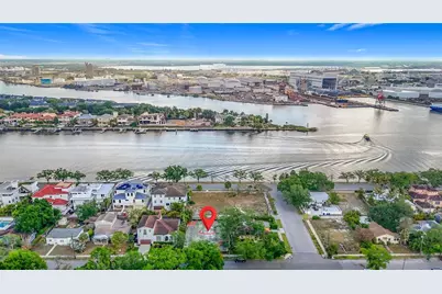 329 Columbia Drive, Tampa, FL 33606 - Photo 2