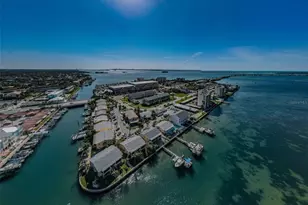 2675 St Josephs Dr E, Dunedin, FL 34698 - Photo 4