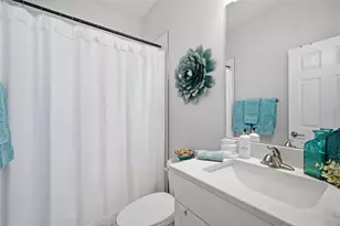 31477 Westbury Ests Ave, Wesley Chapel, FL 33545 - Photo 24