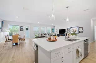 31477 Westbury Ests Ave, Wesley Chapel, FL 33545 - Photo 18
