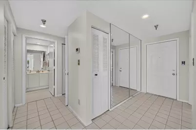 8001 Sailboat Key Boulevard S #201, Saint Pete Beach, FL 33707 - Photo 4