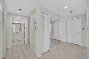 8001 Sailboat Key Blvd S, Saint Pete Beach, FL 33707 - Photo 4