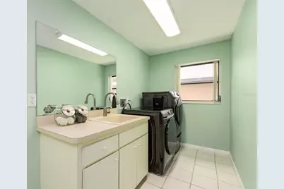 1612 Midnight Pass Way, Clearwater, FL 33765 - Photo 14