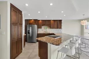 7200 Sunshine Skyway Ln S, Saint Petersburg, FL 33711 - Photo 18