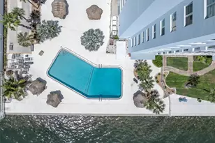 7200 Sunshine Skyway Ln S, Saint Petersburg, FL 33711 - Photo 36