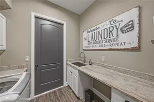 37405 Highridge Dr, Dade City, FL 33525 - Photo 60