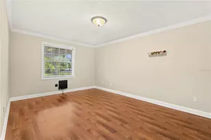 3823 N Oak Dr, Tampa, FL 33611 - Photo 12