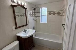 1355 Drew St, Clearwater, FL 33755 - Photo 10