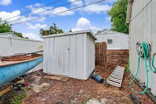 824 67th St S, Saint Petersburg, FL 33707 - Photo 28