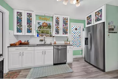 2042 14th Street S, Saint Petersburg, FL 33705 - Photo 12